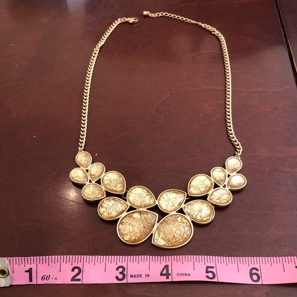 Gold necklace - Picture 3 of 3